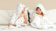 Load and play video in Gallery viewer, Lyra Muslin Hooded Towel (Tulips, Petite)