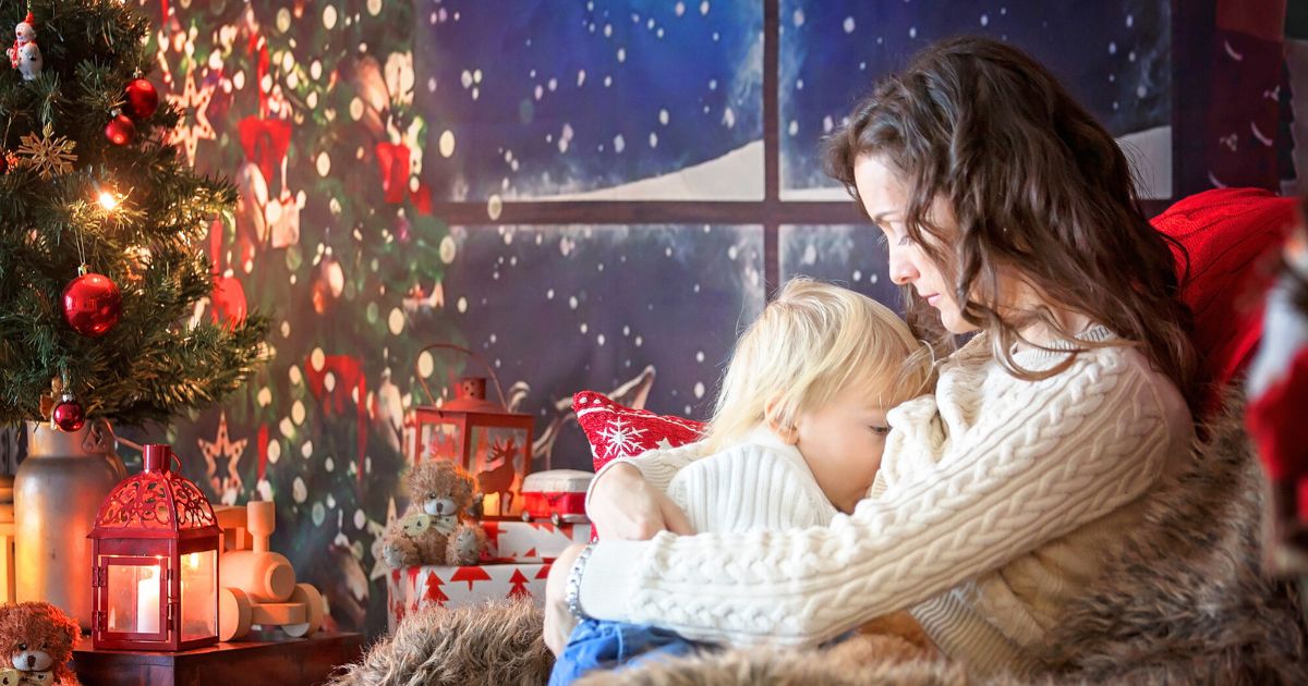 Essential Breastfeeding Nutrition During Holidays: Tips for New Moms