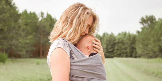 Baby Wearing is the key to a healthy breastfeeding bond