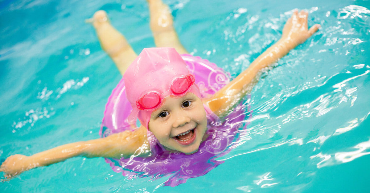 Top Swim Safety Tips for Parents of Young Kids to Prevent Drowning