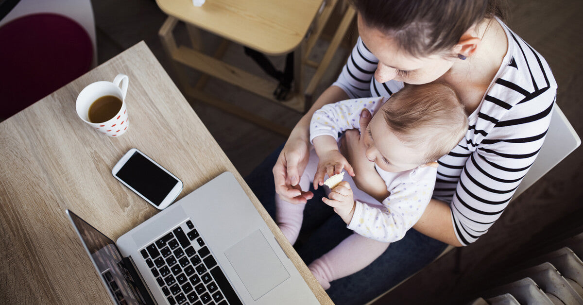4 Ways Working Moms Can Balance Work and Family (And Keep Their Sanity)