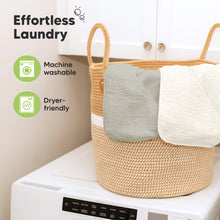 Load image into Gallery viewer, 2-Pack Lyra Muslin Hooded Towels (Graphite)
