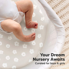 Load image into Gallery viewer, 2-Pack Soothe Fitted Bassinet Sheets (Meadow)
