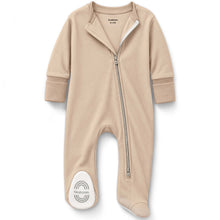 Load image into Gallery viewer, Soothe Baby Sleep &amp; Play Footies
