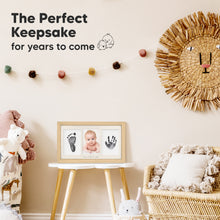 Load image into Gallery viewer, Duo Clean Touch Inkless Hand &amp; Footprint Frame Kit (Ash Wood)
